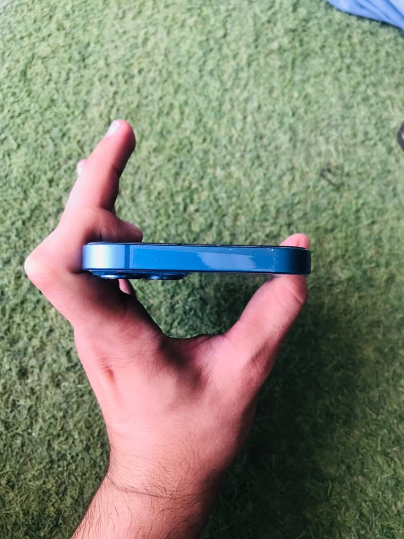 Iphone 13 8
