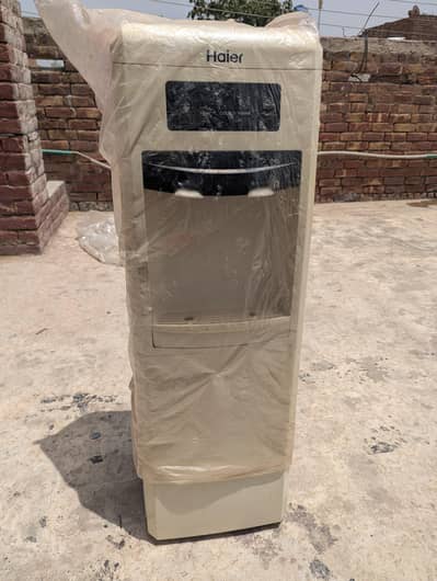 Haier Water dispenser 10/10 minimal used