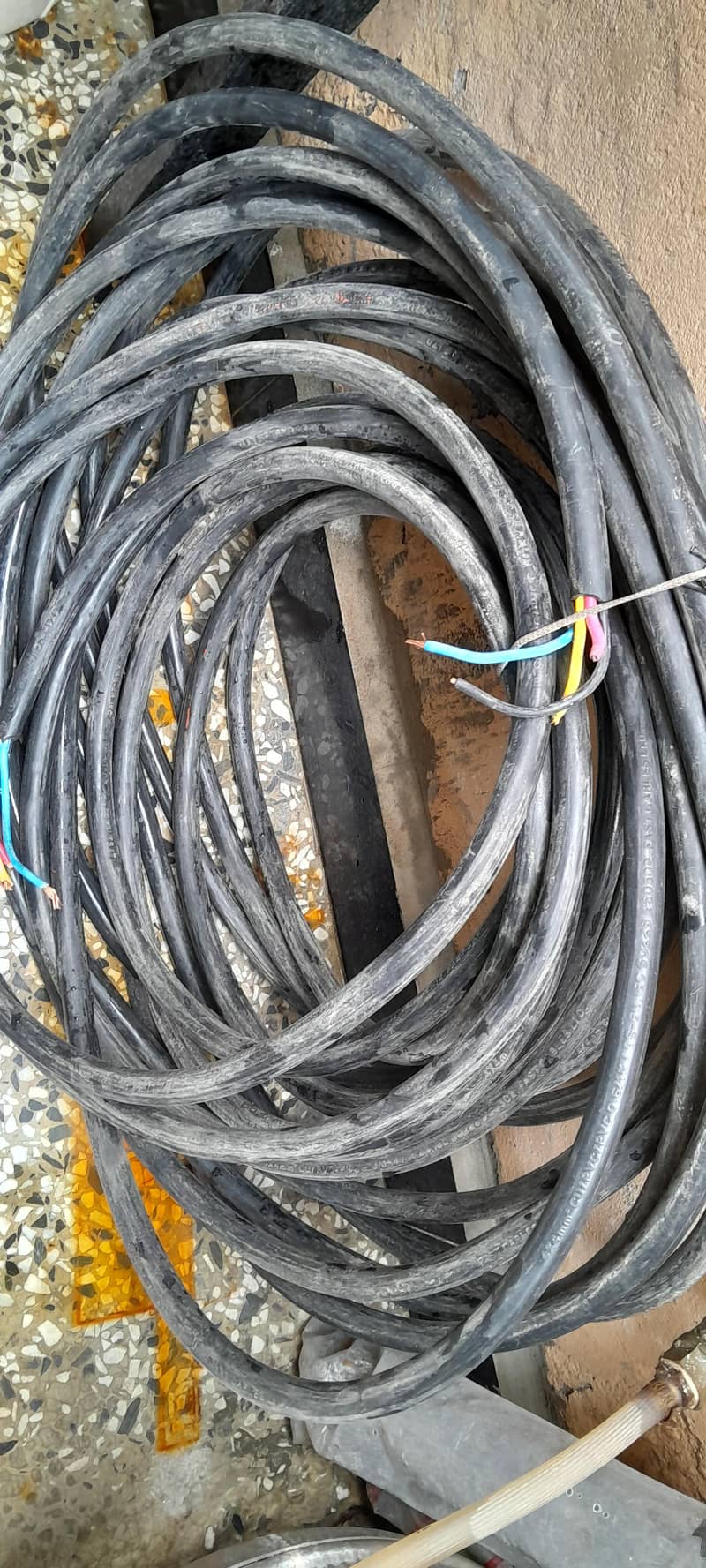 4 core cable 0