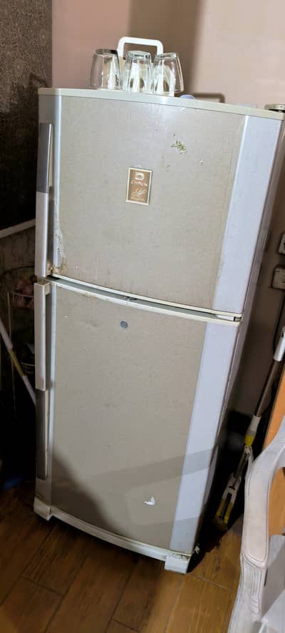 Dawlence fridge for sale