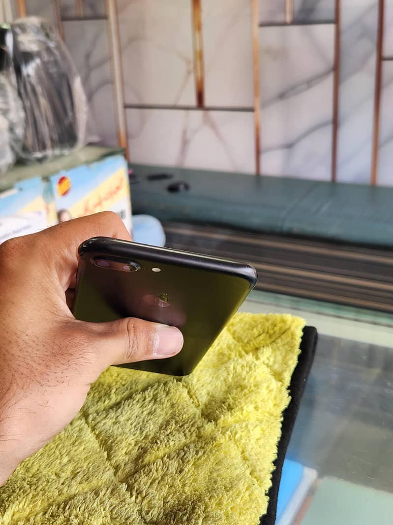iphone 7plus PTA 4