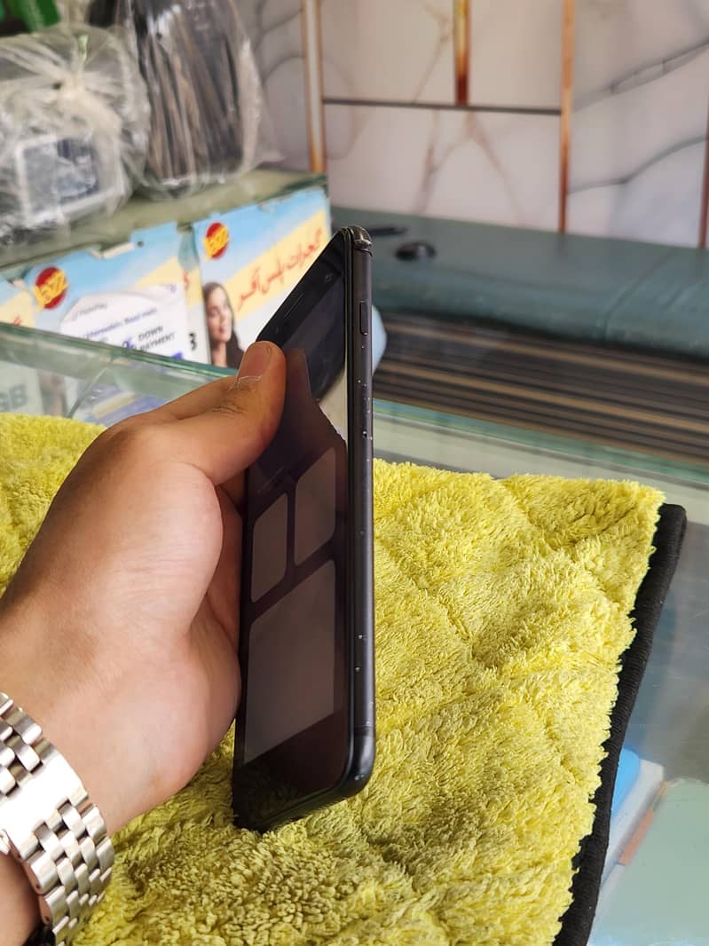 iphone 7plus PTA 6