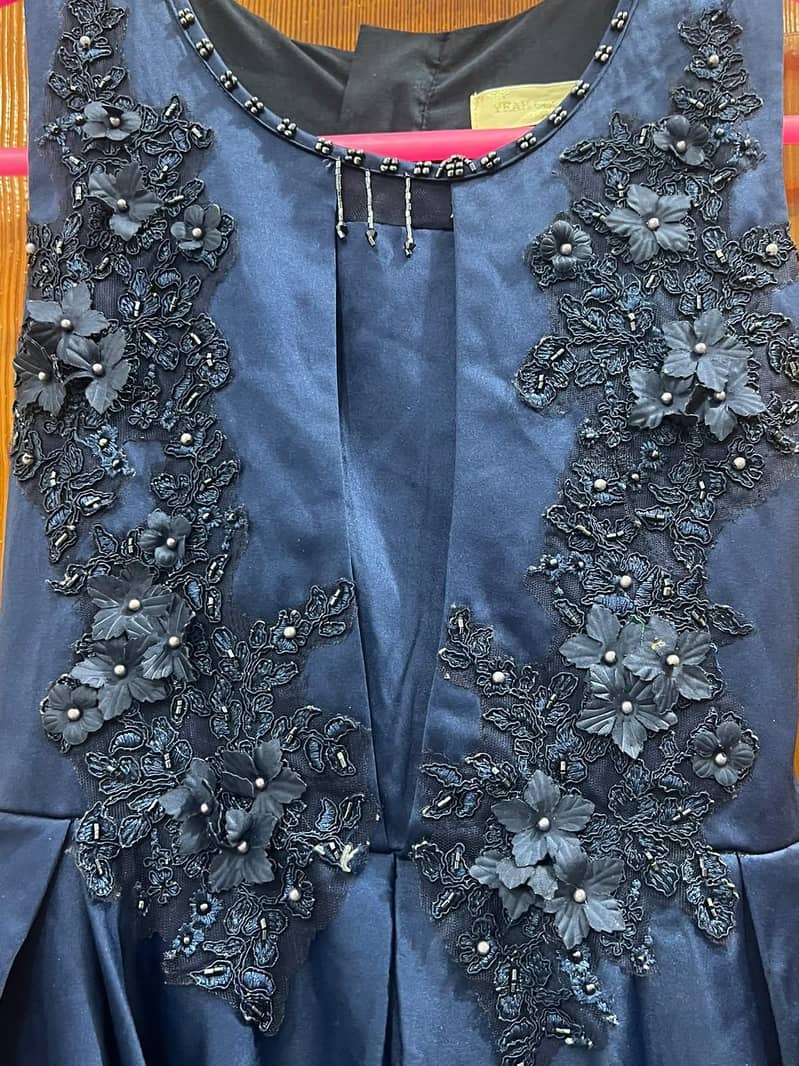 blue maxi 2