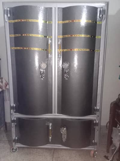 Steel Almirah/Wardrobe in New Condition