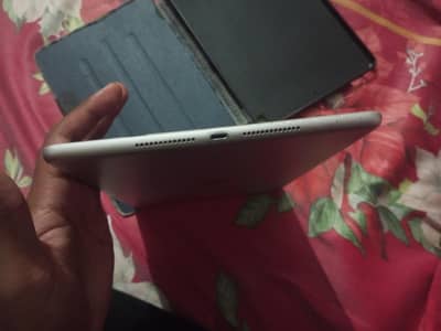 i pad 8th generation
