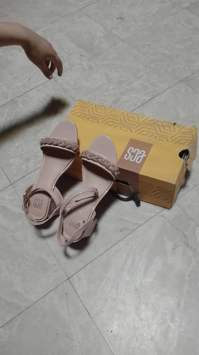 Fancy heel 0