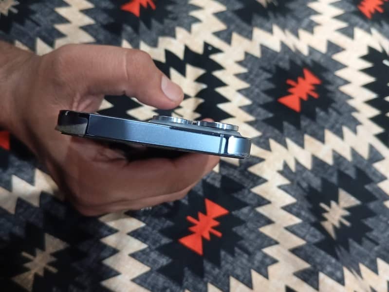 iPhone 13pro 2