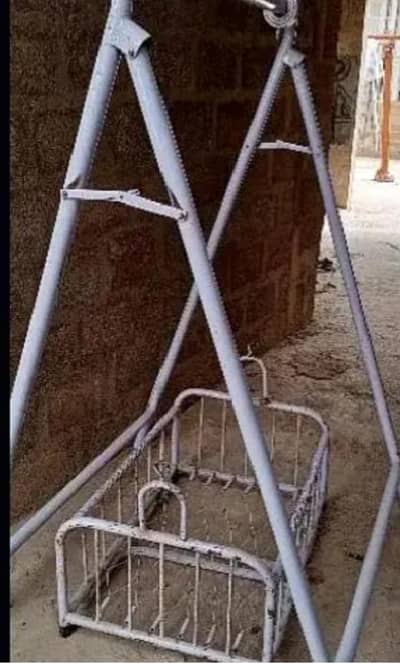 lohy ka jhoola