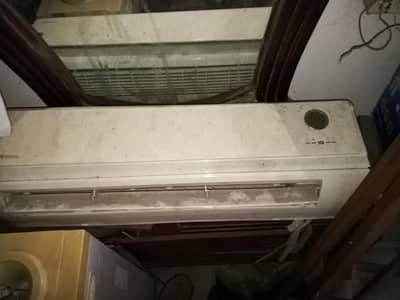 Gree Ac 1.5 Ton Simple Ready To Use No Any Fault Fixed Price