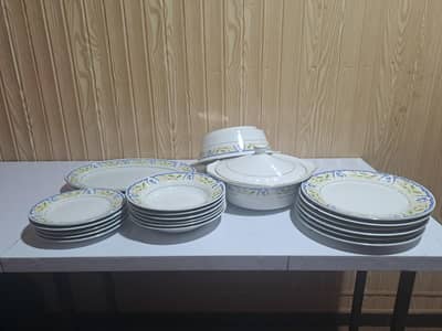 Dinner Set for Sale