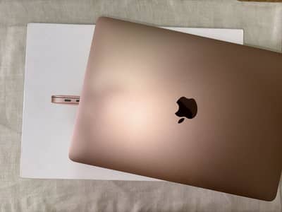 MacBook Air - M1 2020 with Box