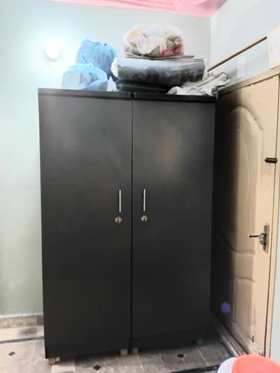 Almari 2 Door