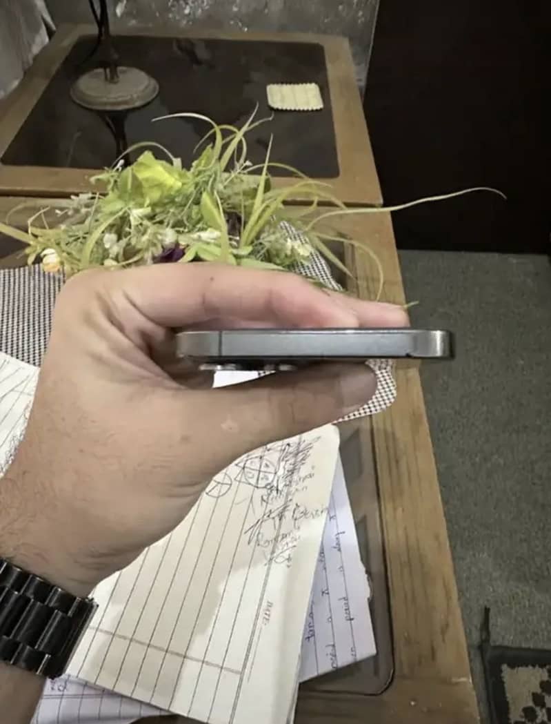 iPhone 12 pro max 1