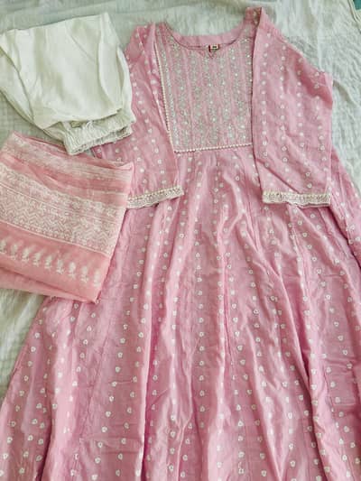 preloved 3pc women's dresses