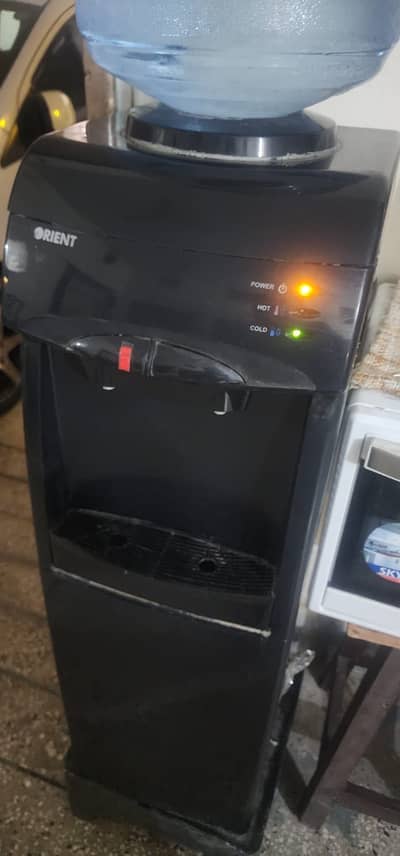 Water dispenser urgent sale