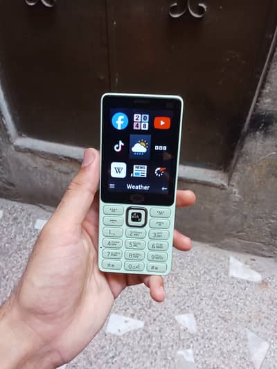 Itel 9310 dual 4g hotspot+wifi