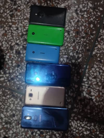 6 scrap phones for motherboard and batteries