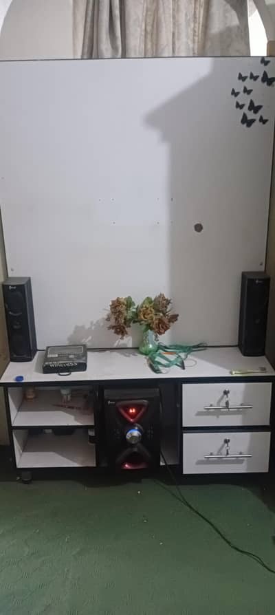LCD TV TROLLY