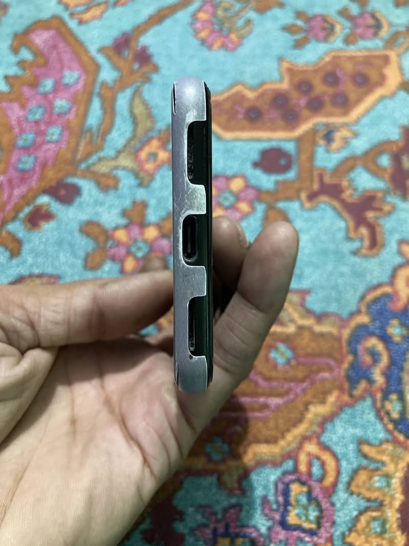 Google Pixel 4 3