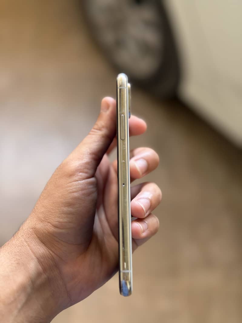 Iphone xs 3