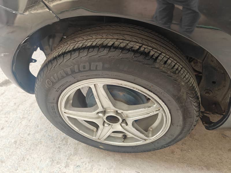 Vitz 1.3 8