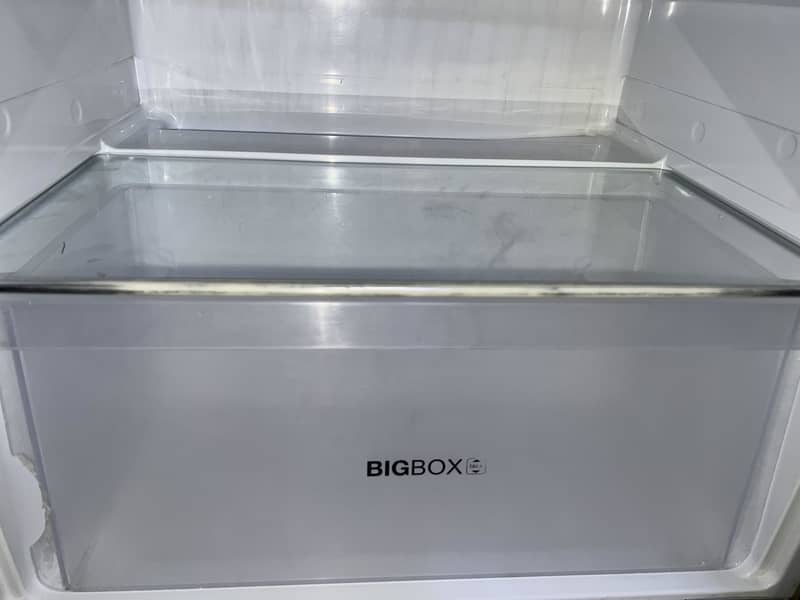 Refrigerator 4