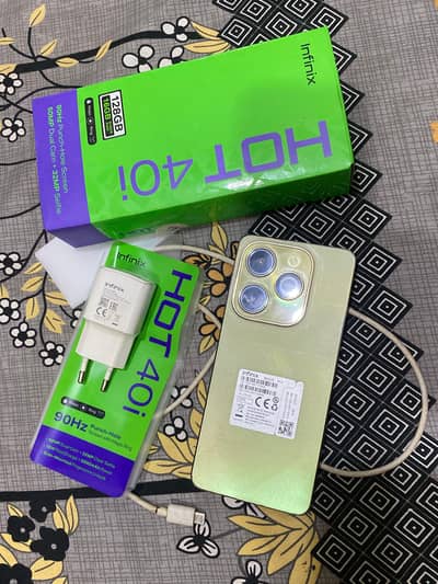 Infinix Hot 40i -8gb-128gb box charger