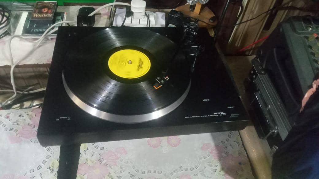 record player 5