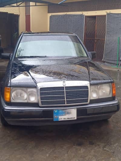 Mercedes Benz 200D