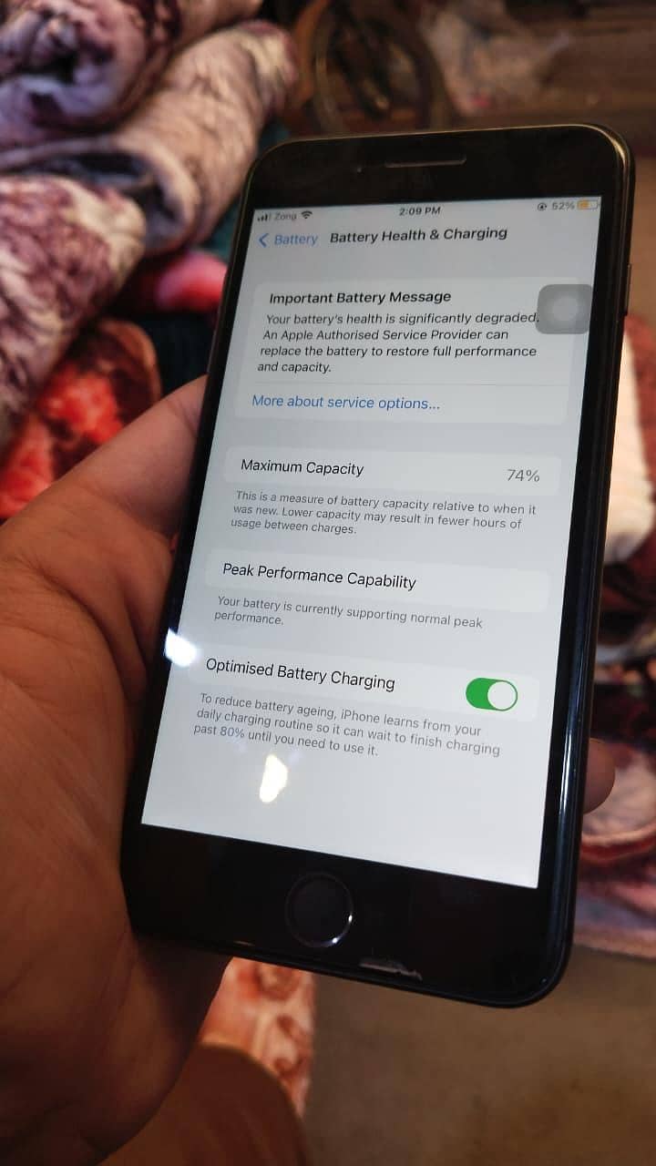 Apple iPhone 8 Plus 4