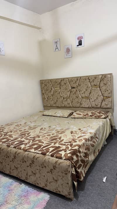 King size bed with mattress