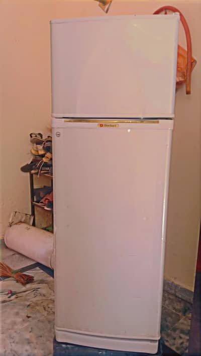 dawalace fridge medium size
