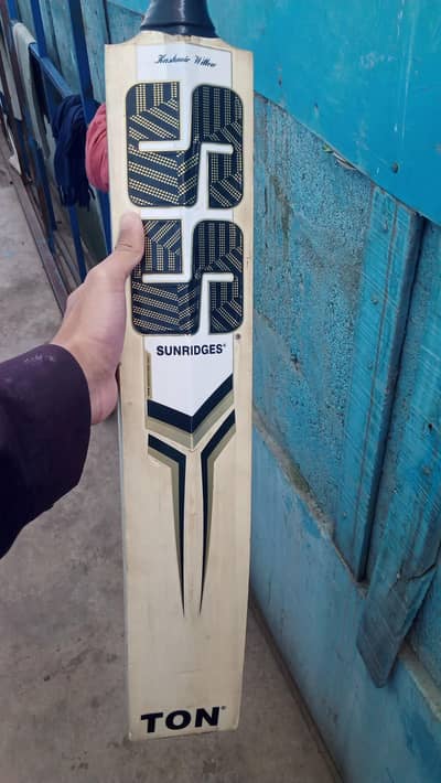 Brand New Complete Hardball Cricket Kit – Urgent Sale. Price negoiable