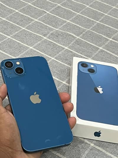 Apple iPhone 13