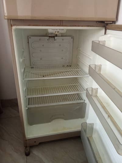 Dawlance refrigerator