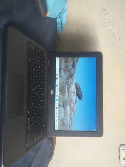 Dell chromebook 3100/ Storage 8 128, Battery Timing 12 Hour