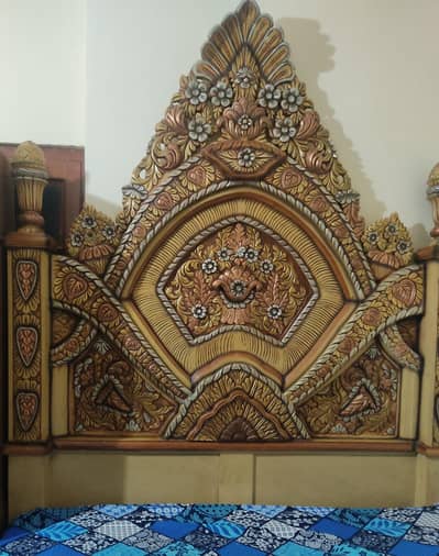 King size Bed with Drawers & Dressing Table