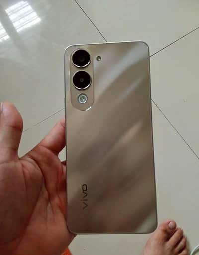 vivo y04 full 10/10