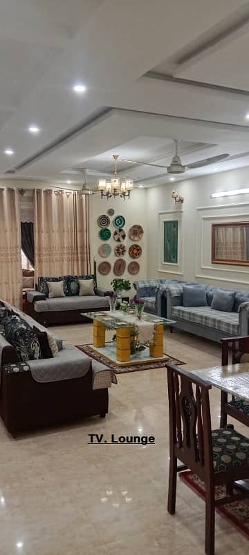 40x80 Double Story Used House for Sale (Old LOP Area)