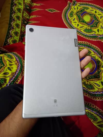 Lenovo m10 fhd plus