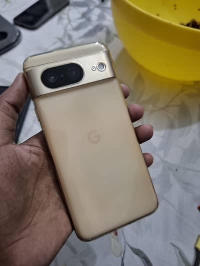 Google pixel 8