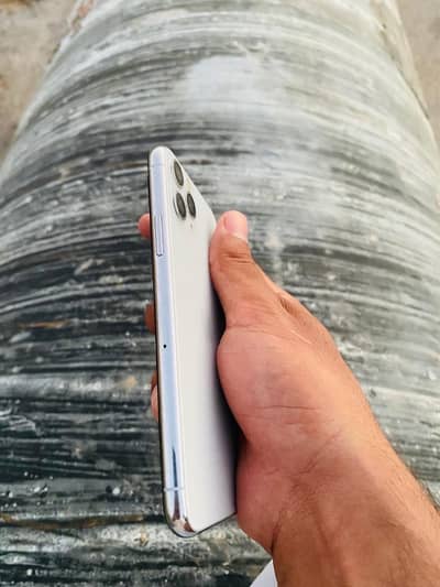 iPhone 11 Pro