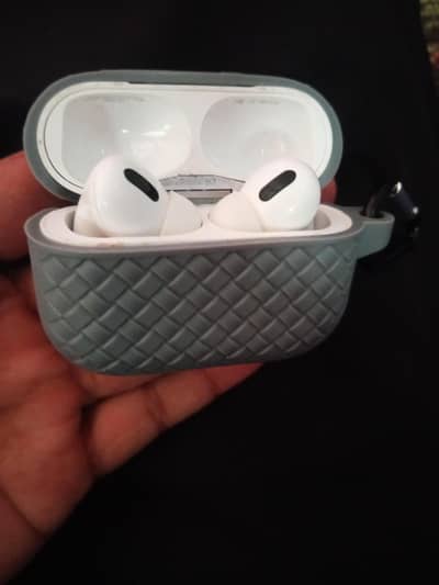 Airpods pro model A2700