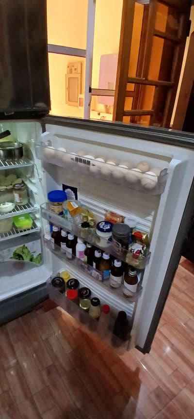 Dawalance Large size fridge