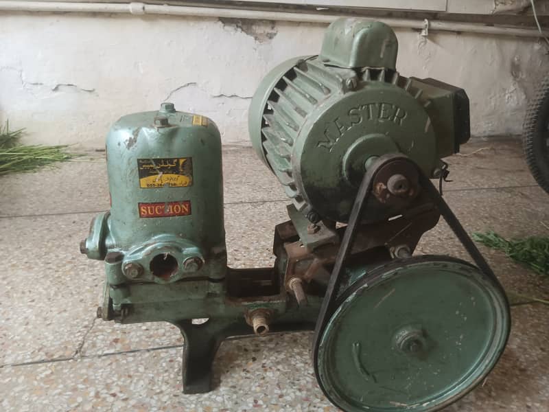 Donkey Pump 1