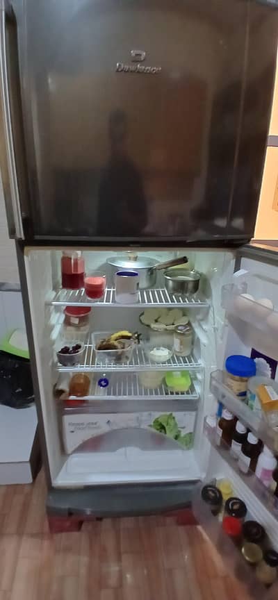 Dawalance fridge