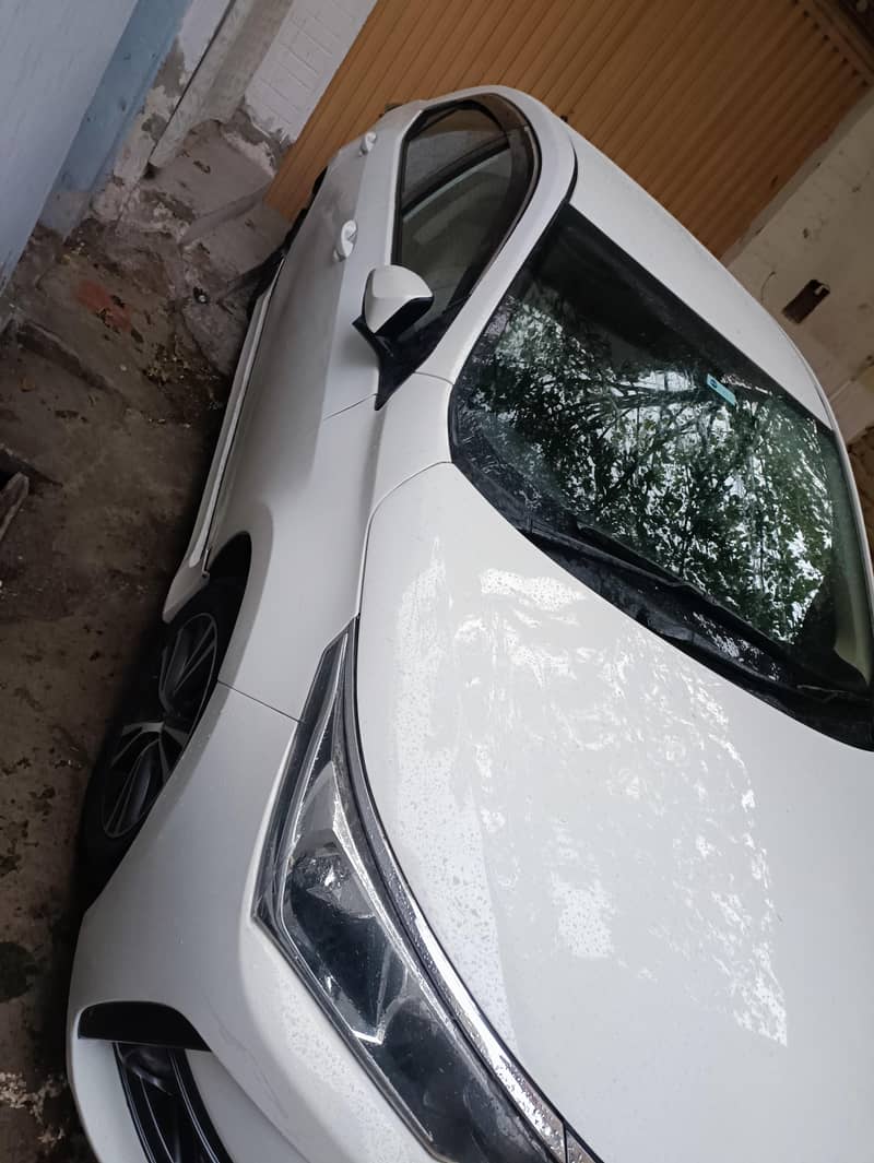 Corolla Altis 1.6 Automatic 8