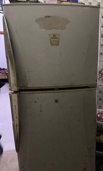 Excellent performance medium size fridge for sale