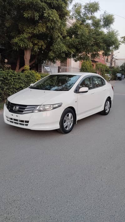 Honda city Ivtec 2014 Manual perfect original condition