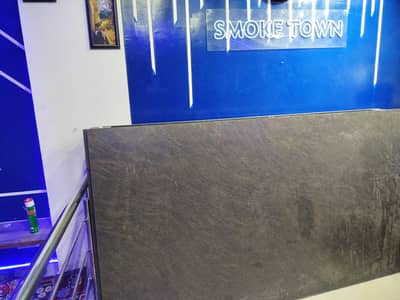 Low profile dining table